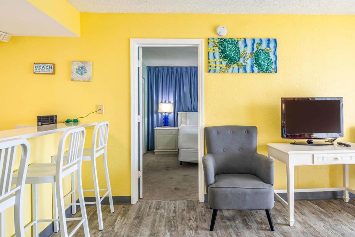 Tortuga Suite At Sunrise Suites Resort - Heated Pool, Hot Tub & Free Parking Key West Kültér fotó