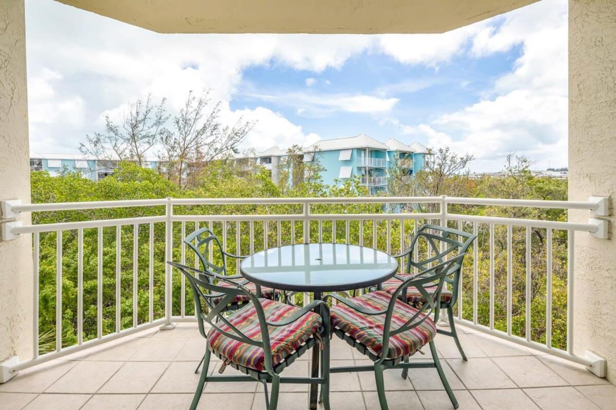 Tortuga Suite At Sunrise Suites Resort - Heated Pool, Hot Tub & Free Parking Key West Kültér fotó